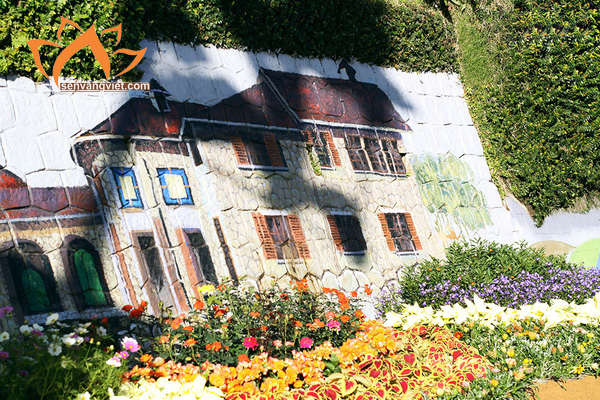 Ngắm những bức tranh trên đá tại "con đường hội họa" giữa trung tâm Đà Lạt - Ảnh 9. Ngắm những bức tranh trên đá tại "con đường hội họa" giữa trung tâm Đà Lạt - Ảnh 9.